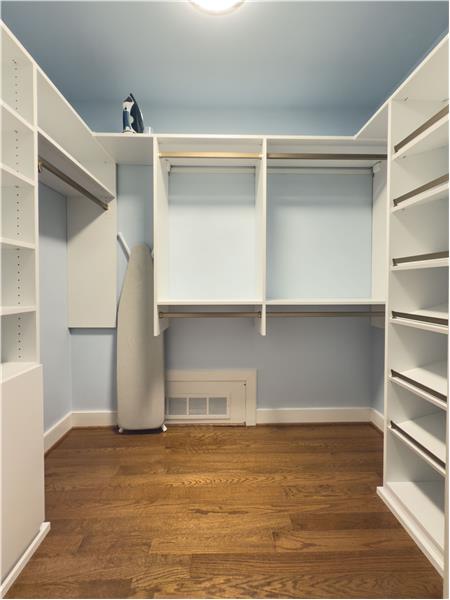 42 Greythorne Woods Circle Closet