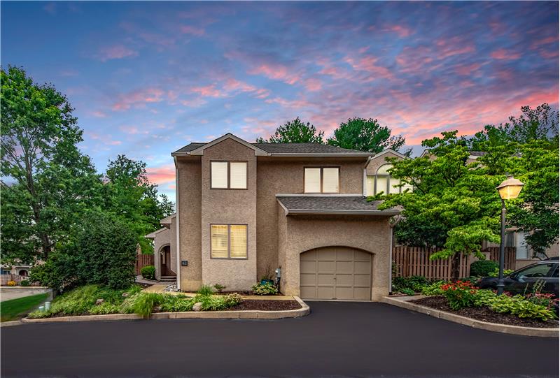 42 Greythorne Woods Circle Exterior Front