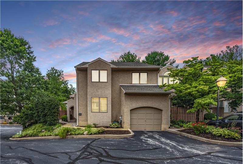 42 Greythorne Woods - Exterior