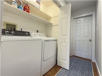 42 Greythorne Woods - Laundry