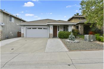 Primary listing photos for listing ID 564945