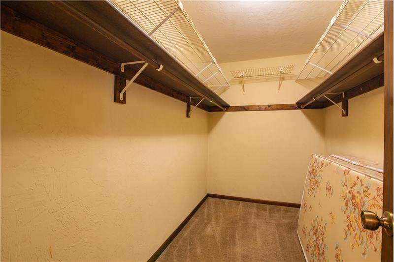 Walk in Closet