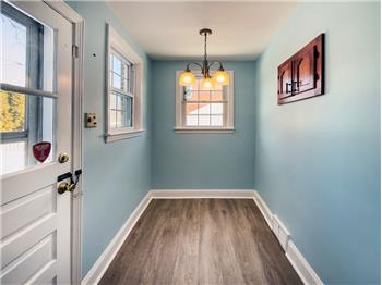 425 Harrington Rd - Kitchen