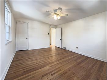 425 Harrington Rd - Bedroom 2