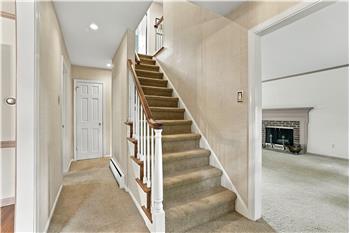 427 Old Eagle School Rd - Entry