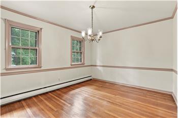 427 Old Eagle School Rd - Dining Room