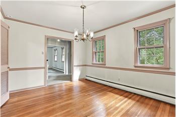 427 Old Eagle School Rd - Dining Room
