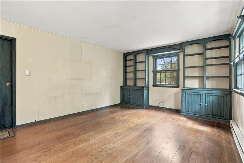 427 Old Eagle School Rd - Family Room