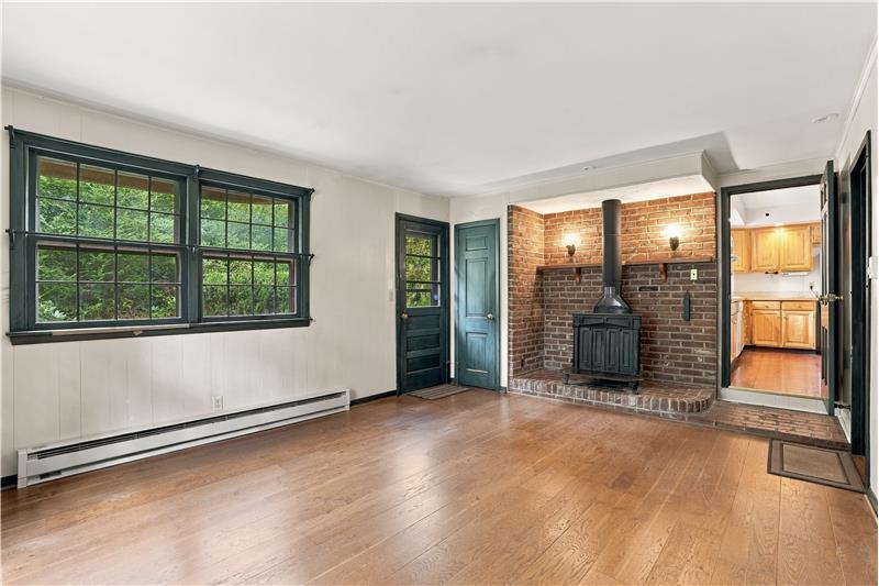 427 Old Eagle School Rd - Family Room