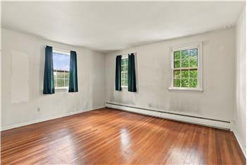427 Old Eagle School Rd - Bedroom