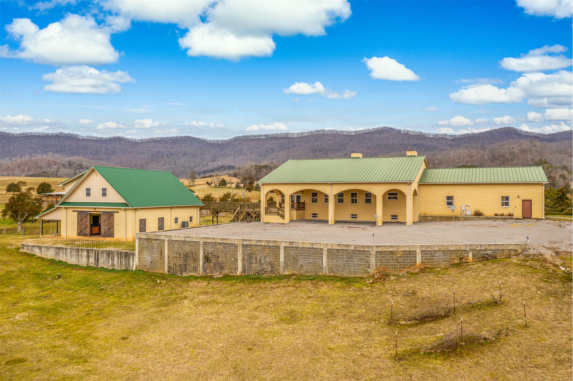 4270 State Highway 63, Speedwell, TN 37870 MLS 587903 By Amy Shrader