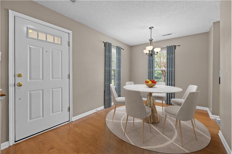Virtually staged dining room