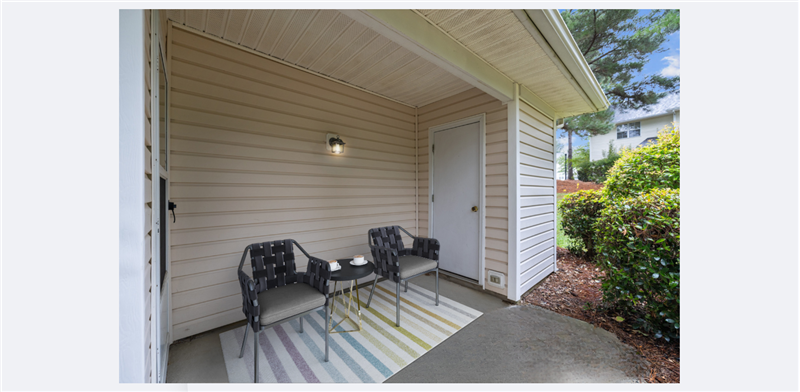 Covered, private patio ideal for morning coffee, relaxing