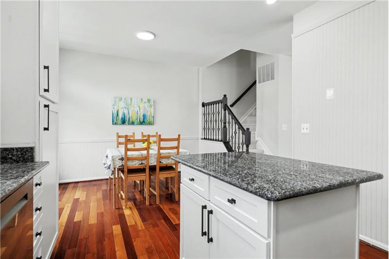 
                                Property Image 24