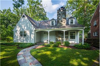 Primary listing photos for listing ID 571681