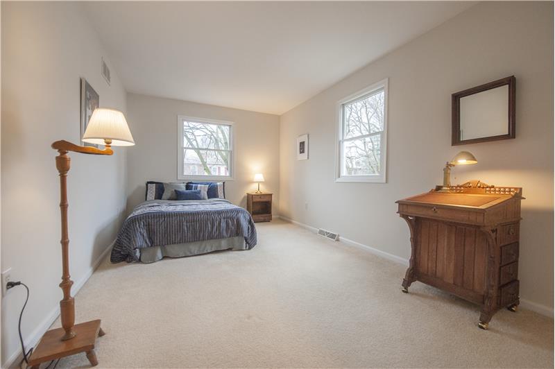437 E Franklin Street Bedroom 2