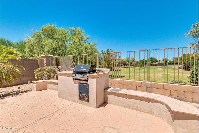 View fence and built-in BBQ