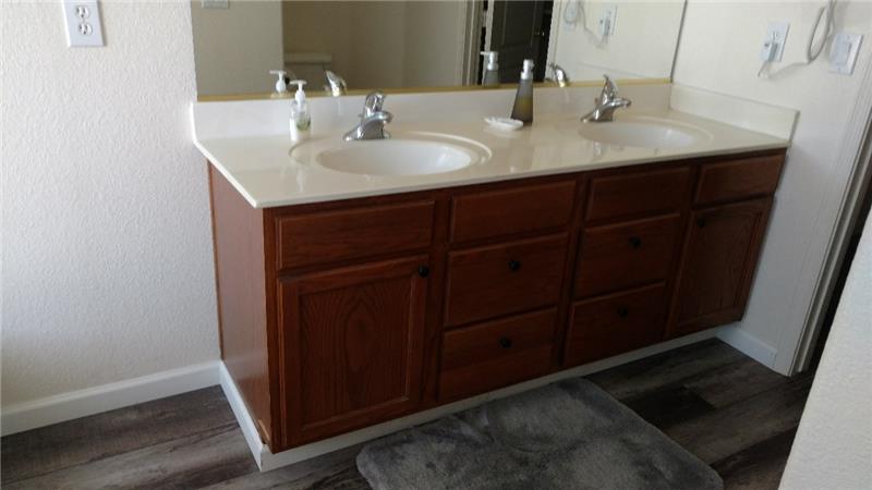 Master bath dual sinks