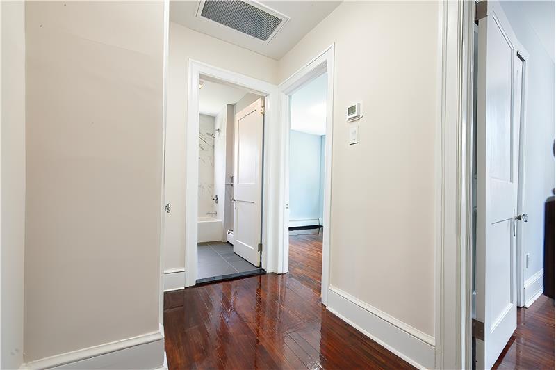 440 Saint Davids Avenue Hallway