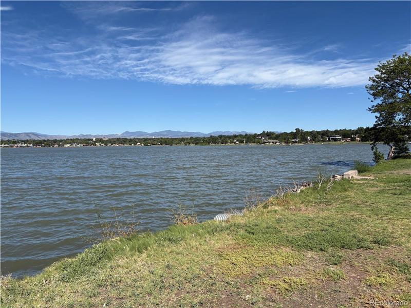 Walk to Sloan's Lake