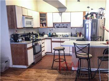 Primary listing photos for listing ID 559116
