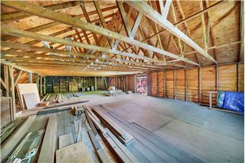 2nd floor barn