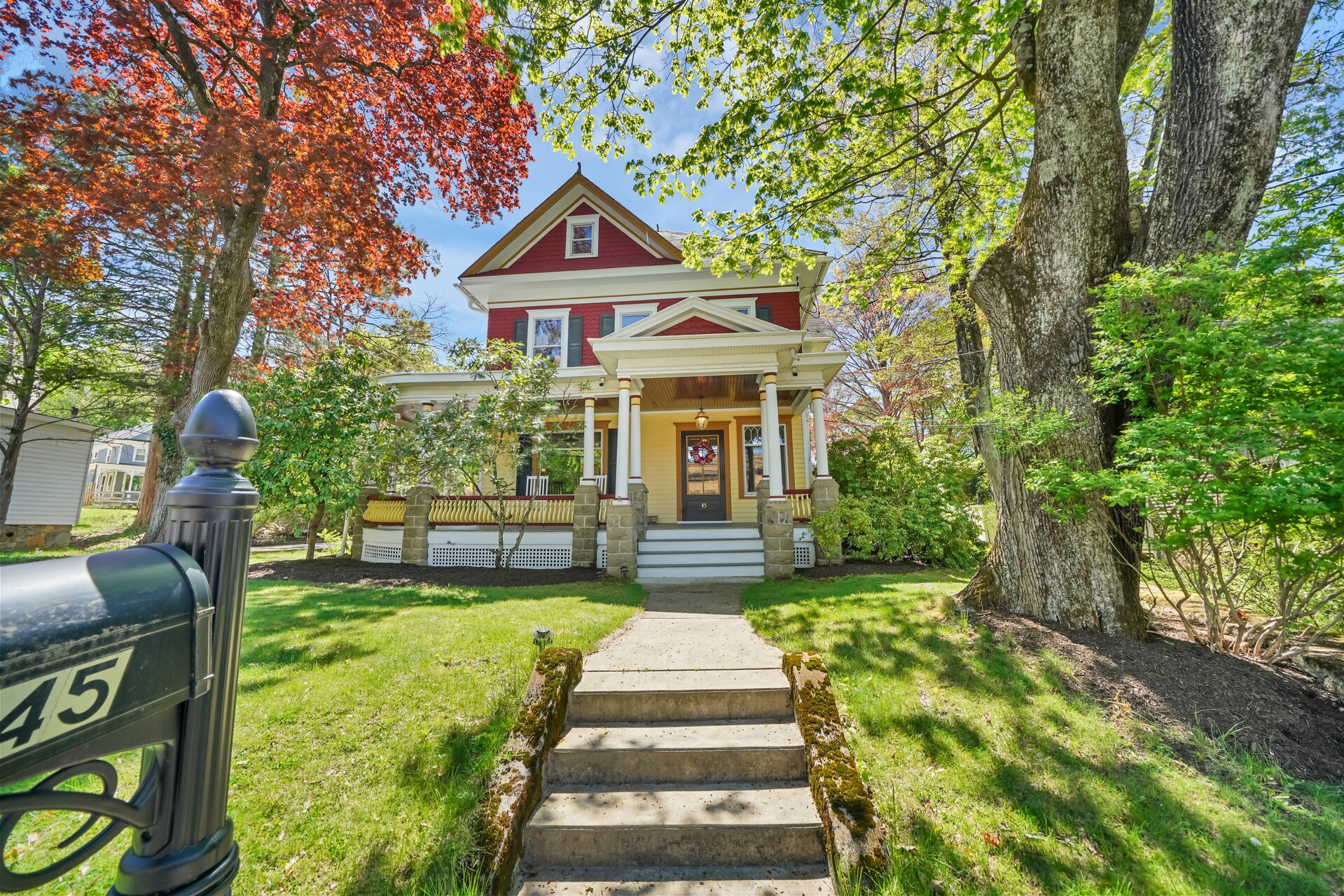 https://realbird.blob.core.windows.net/rb-photos/45-main-st-califon-nj-07830_K2P4E4D5_647646_639132556083845468_80x60.jpg