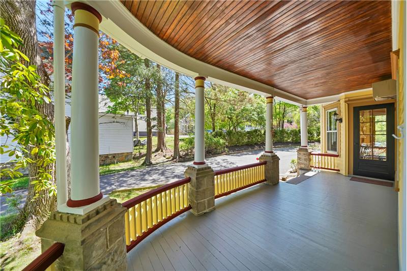 wrap around porch