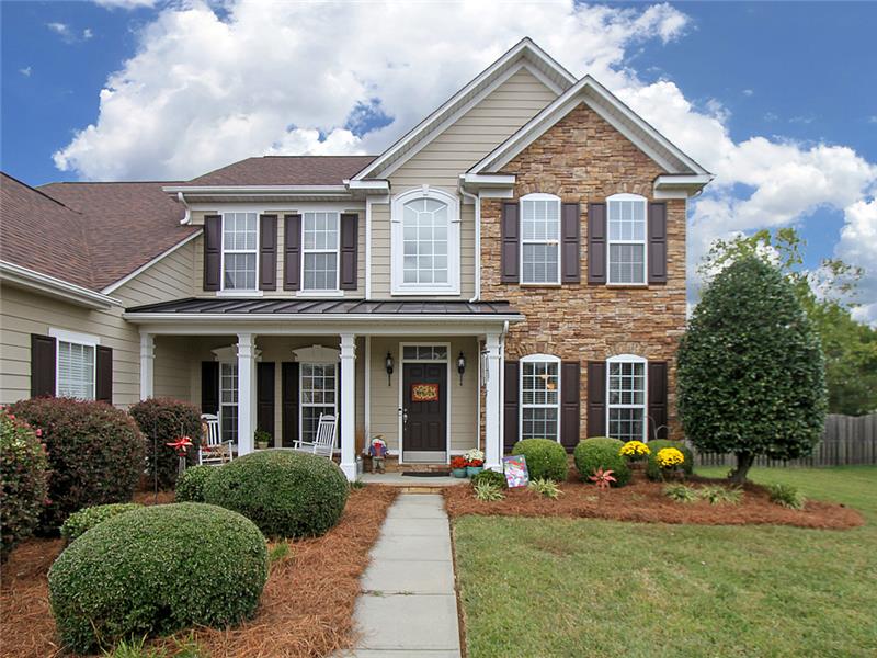 Four bedrooms/Four full bathrooms