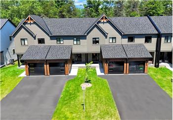 Primary listing photos for listing ID 643041