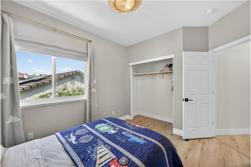 
                            Property Image 64