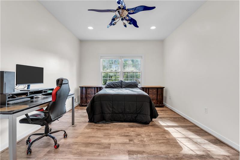
                            Property Image 73