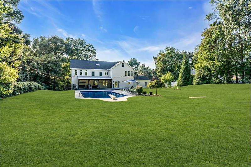 
                            Property Image 93