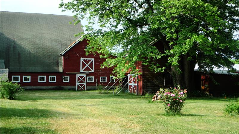 Front view of Barn