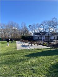 Primary listing photos for listing ID 601172