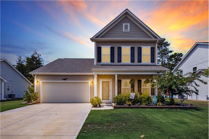 Welcome to 4695 Selhurst Drive in Prestwick.