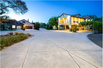 Primary listing photos for listing ID 552059