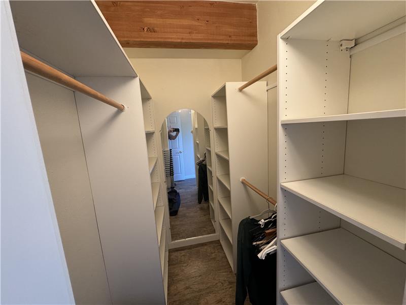 Walk-in closet