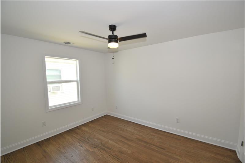 All Bedrooms With Ceiling Fans,Hardwood Floors