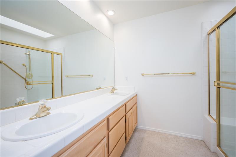 Upstairs Master Bathroom