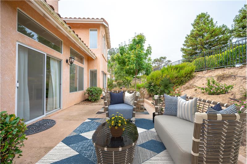 Backyard - virtually staged