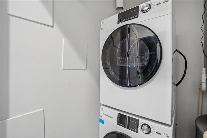 This rental unit features a convenient, full-size in-unit laundry room.