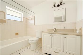 Primary listing photos for listing ID 640862