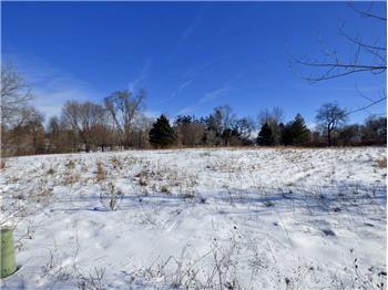 Primary listing photos for listing ID 582093