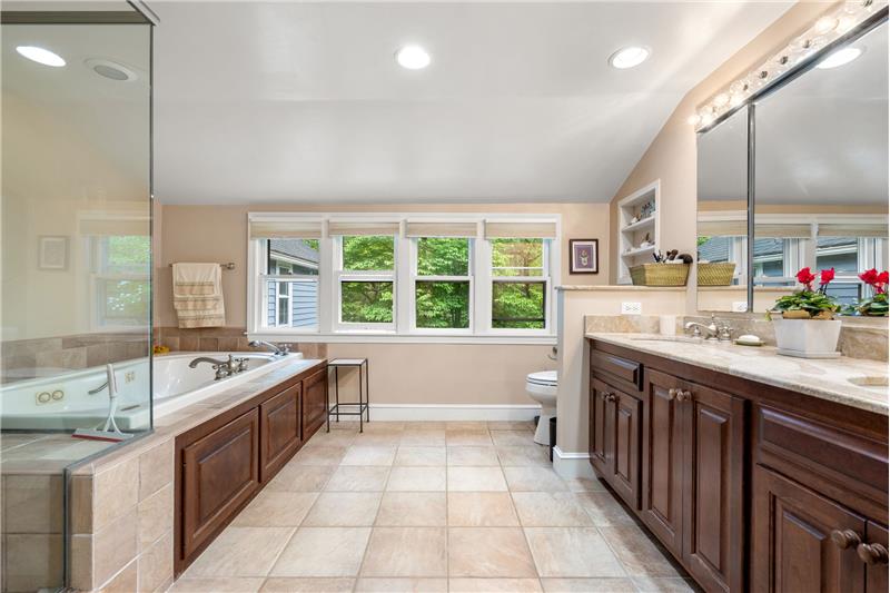 Master Bath/ Double Vanity 