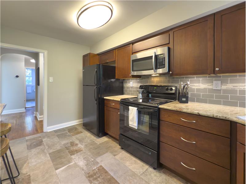 500 E Lancaster Ave, Unit 128D - Kitchen 