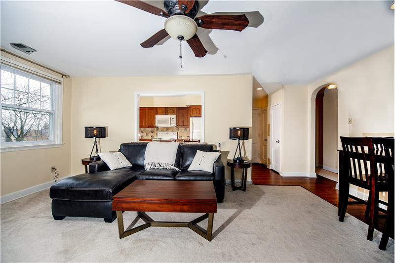 500 E. Lancaster Ave Unit 121C, Wayne, Living Room