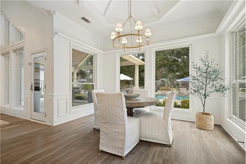 Breakfast room