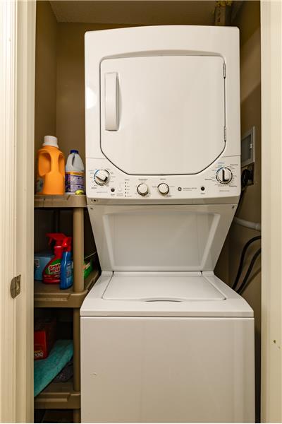 Washer Dryer Laundry Closet