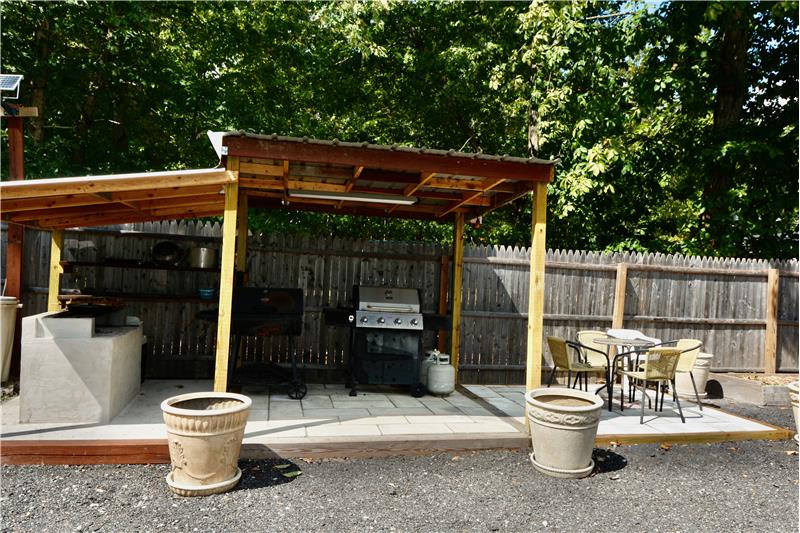 Outdoor Cooking Area